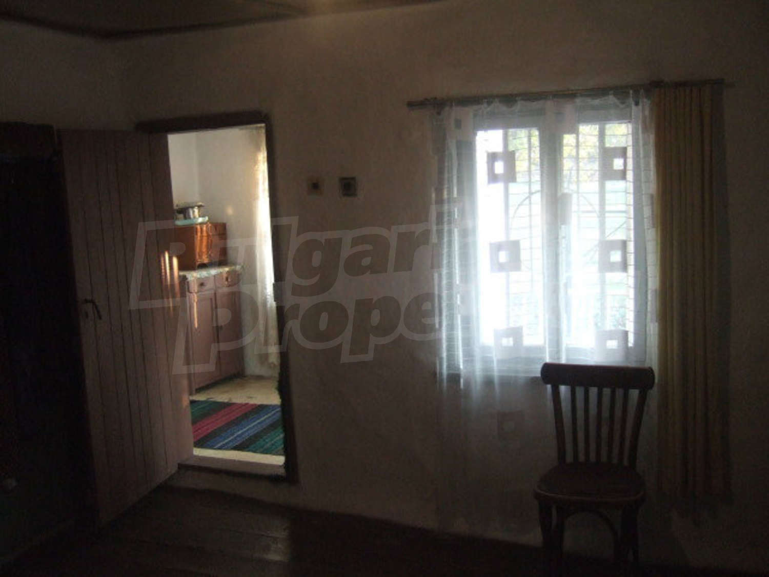 Gallery Picture 10