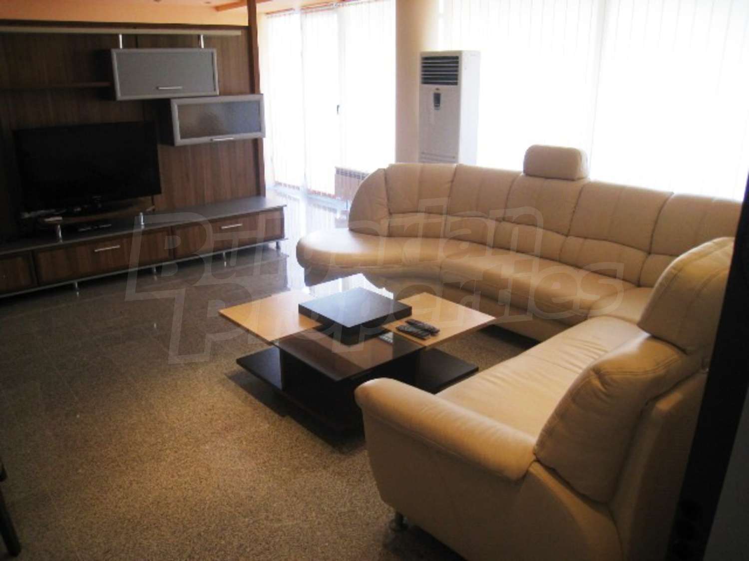 Gallery Picture 10