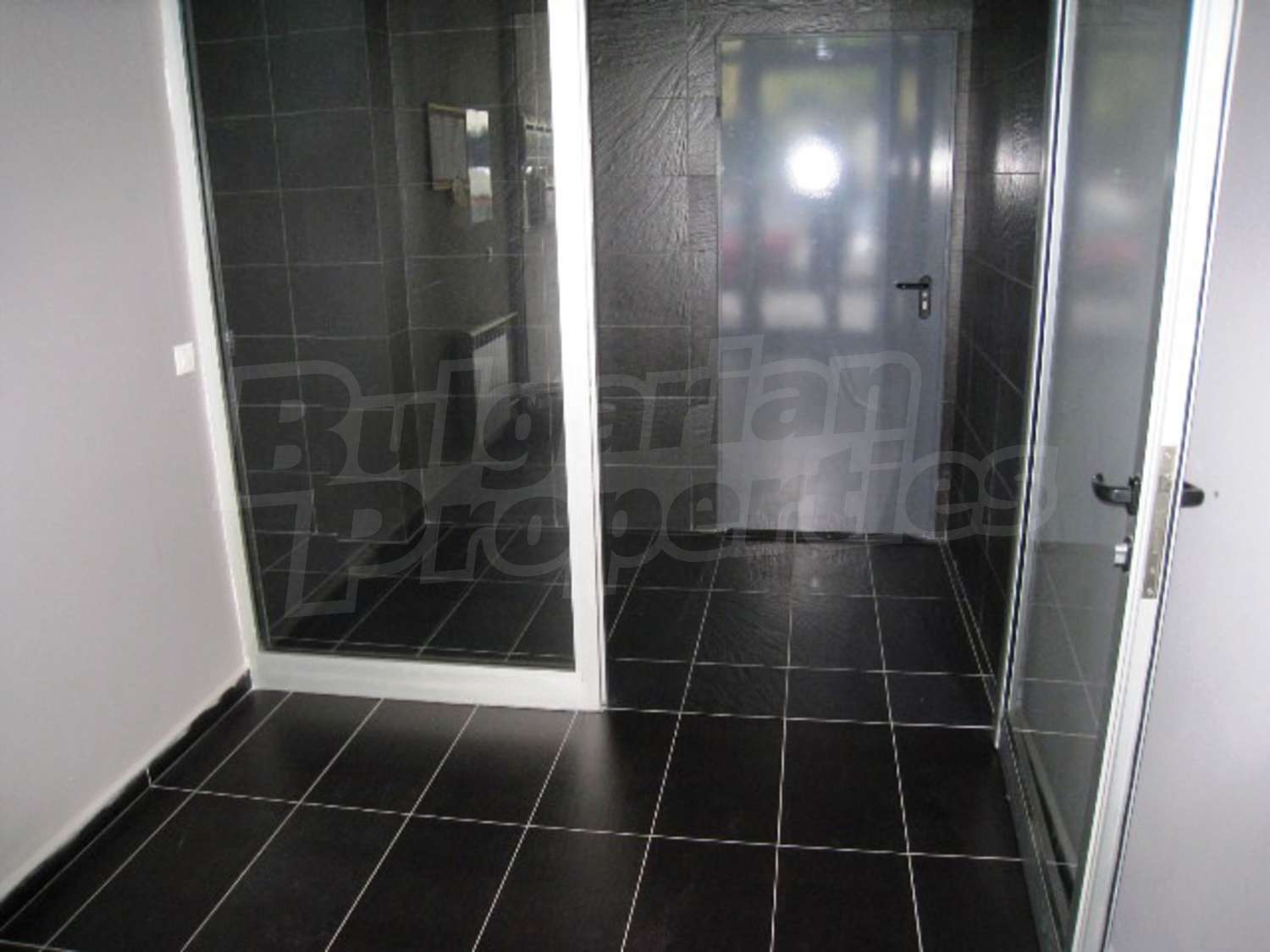 Gallery Picture 6