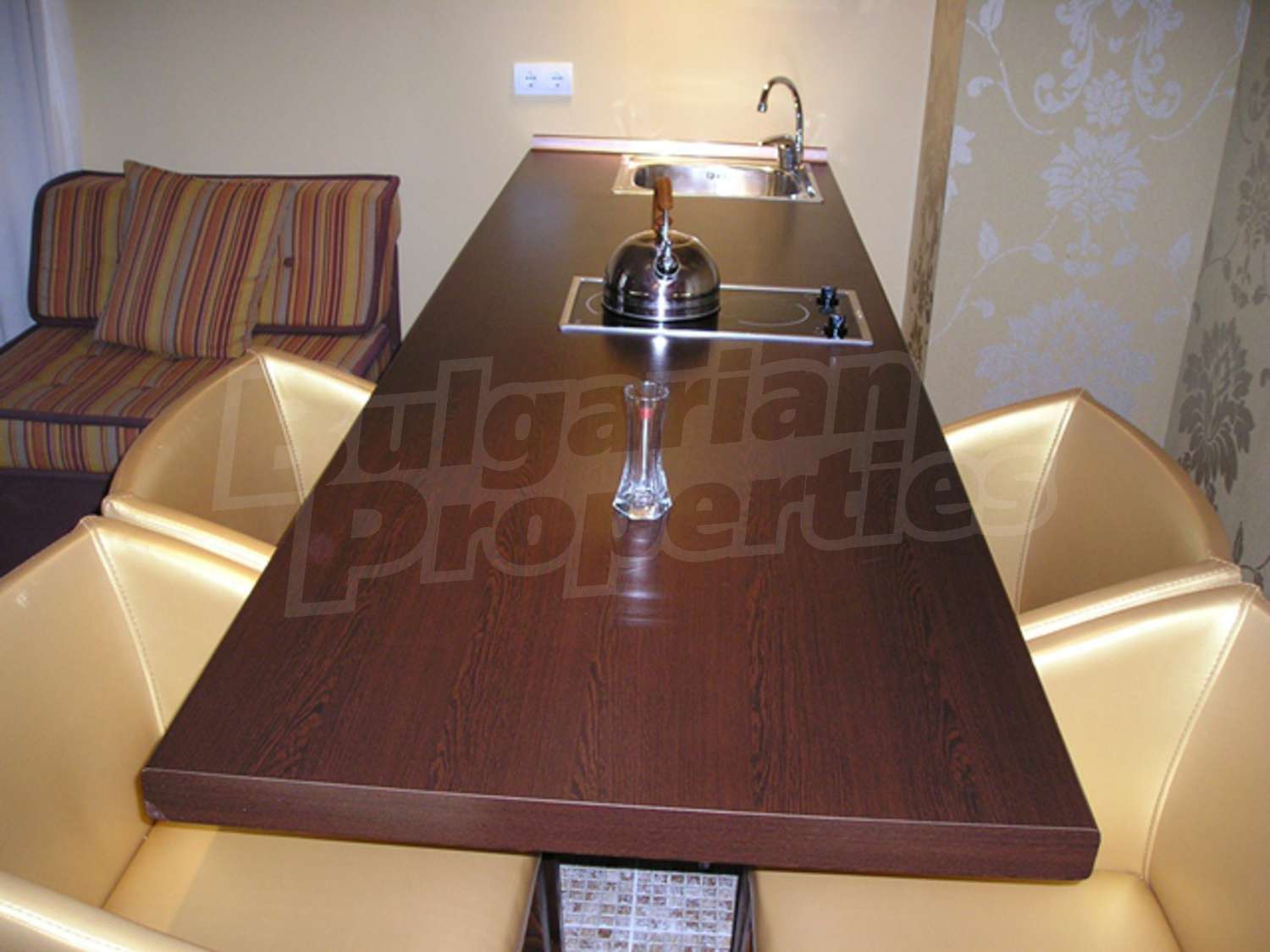 Gallery Picture 13