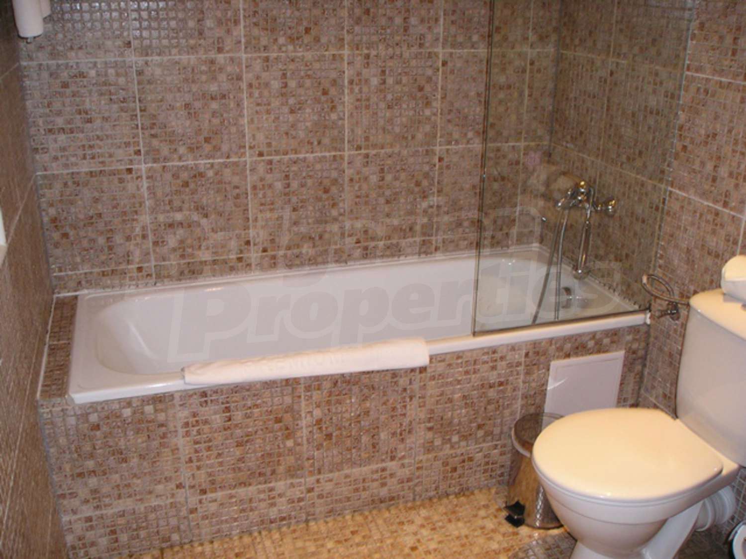 Gallery Picture 24