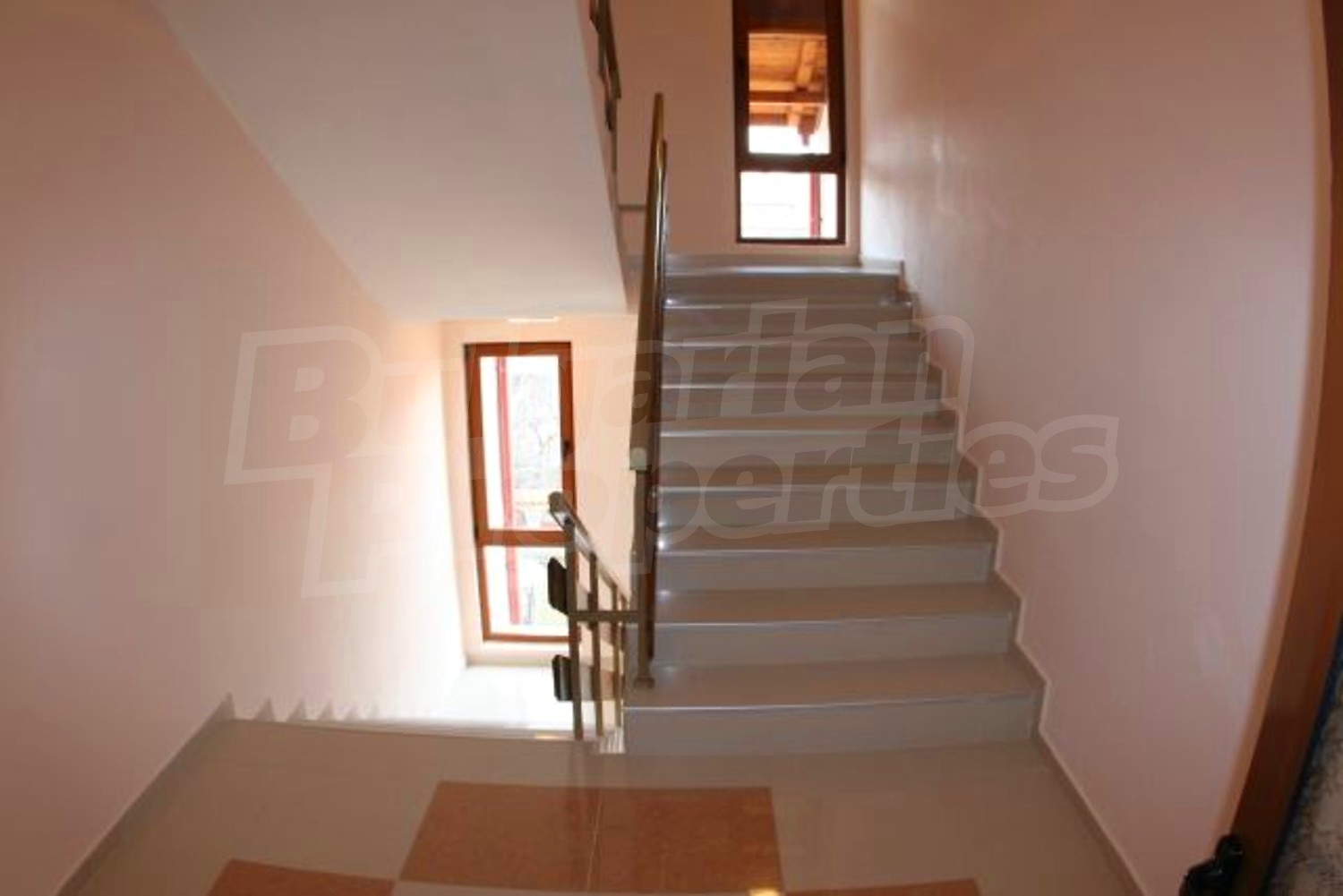 Gallery Picture 10