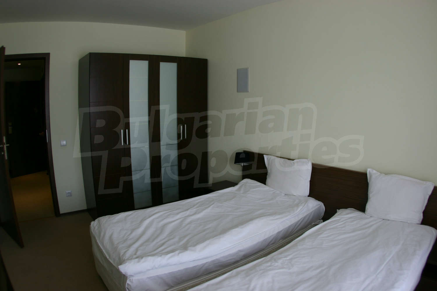 Gallery Picture 16