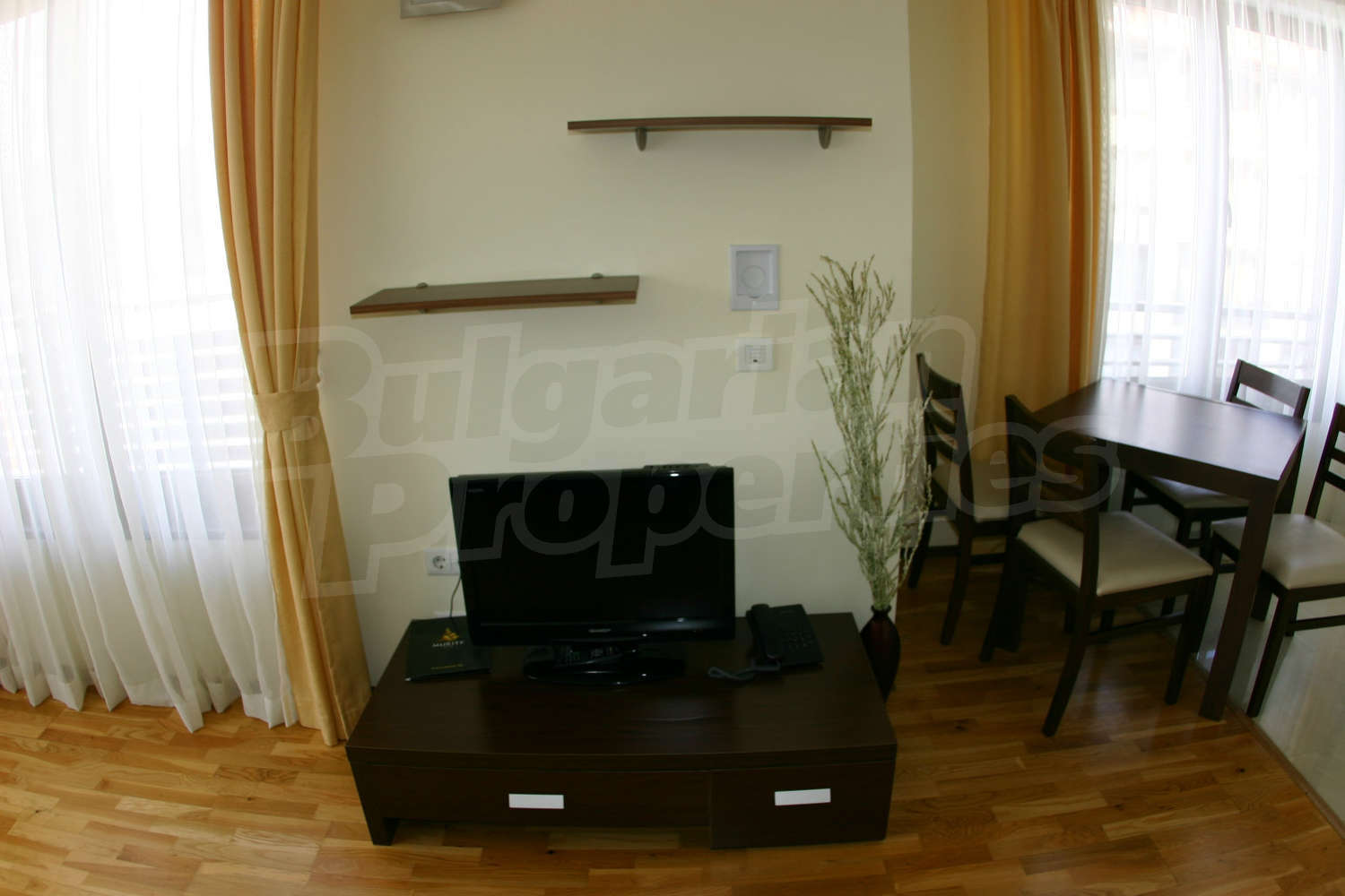 Gallery Picture 7