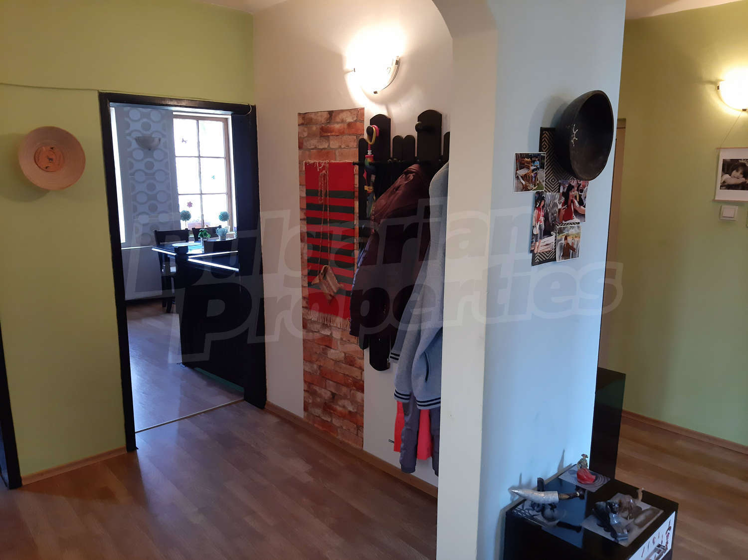 Gallery Picture 17
