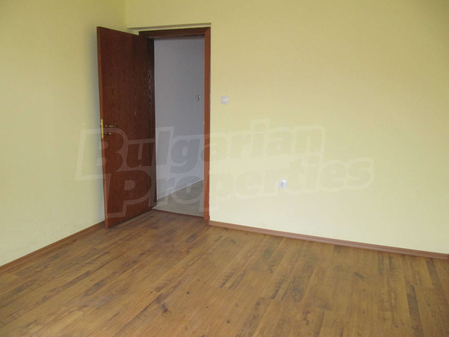 Gallery Picture 8