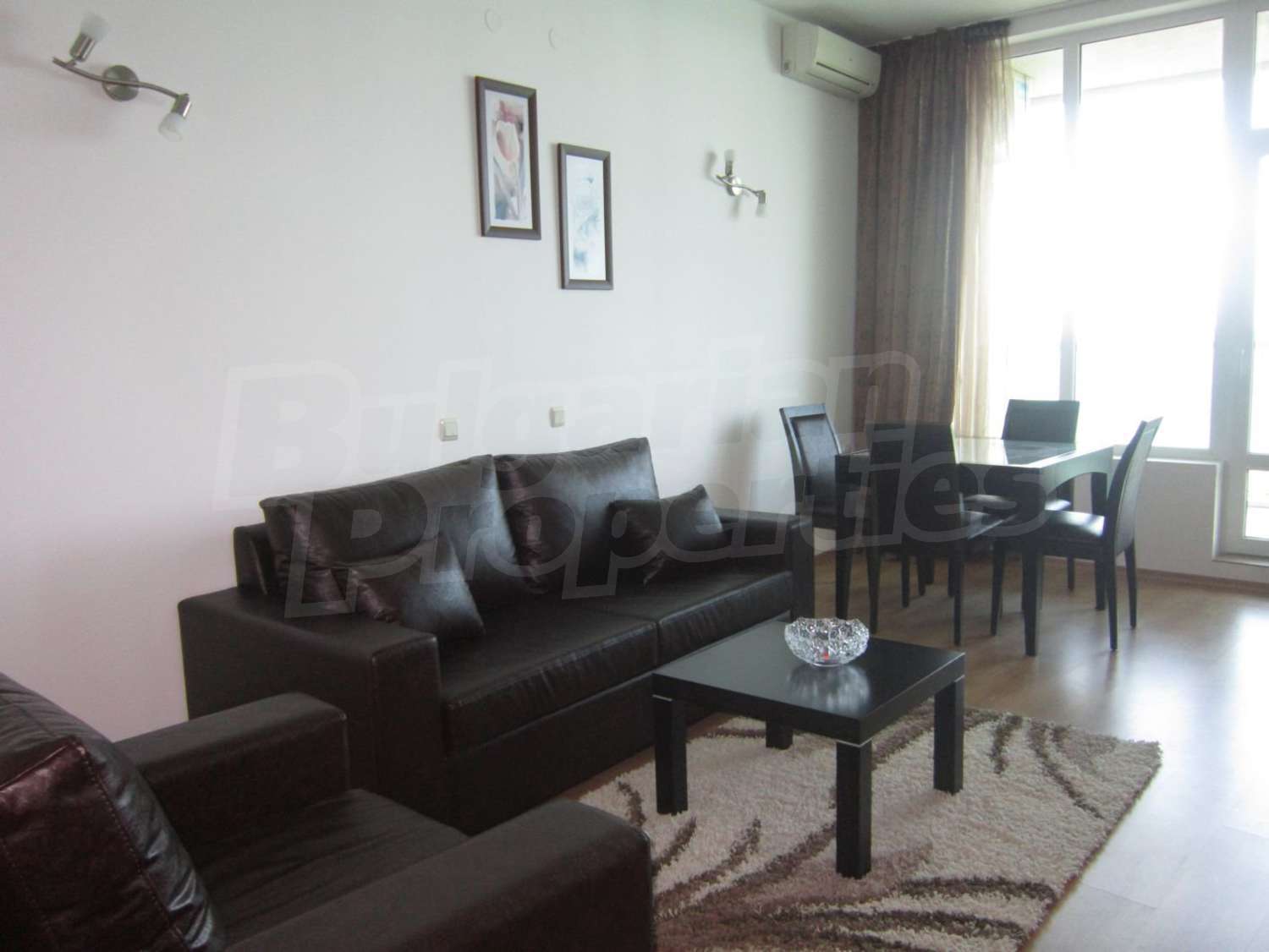 Gallery Picture 6