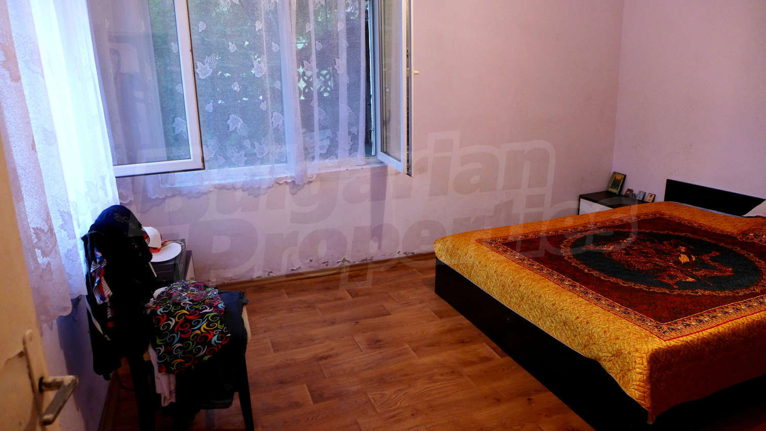 Gallery Picture 10
