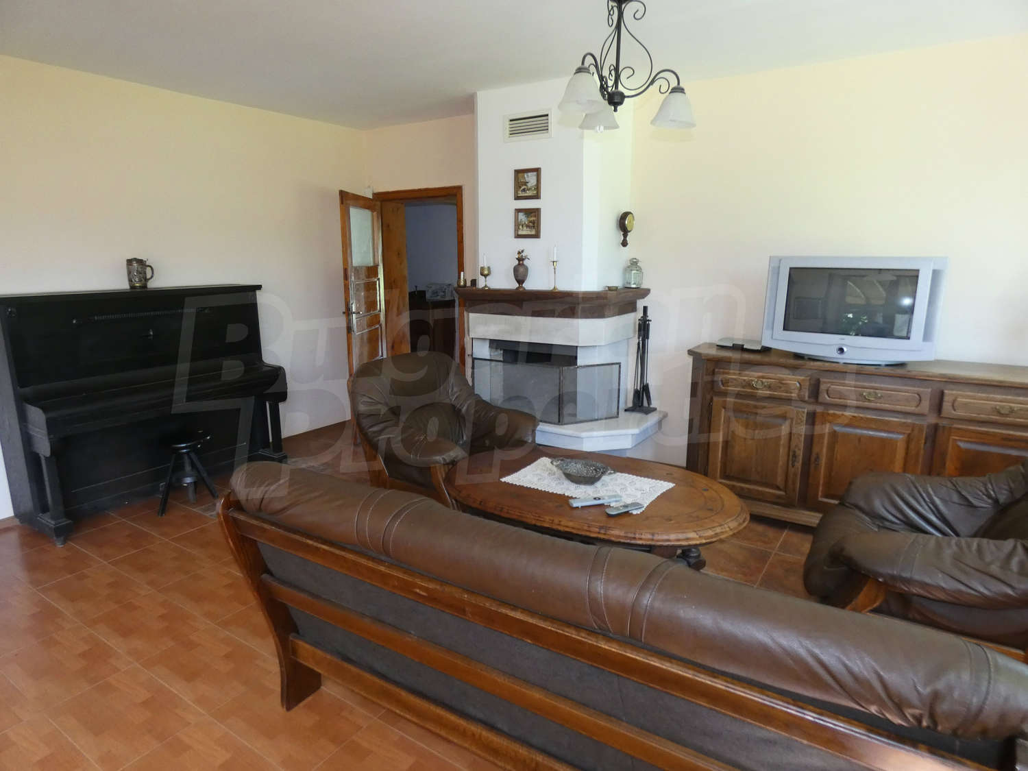 Gallery Picture 6