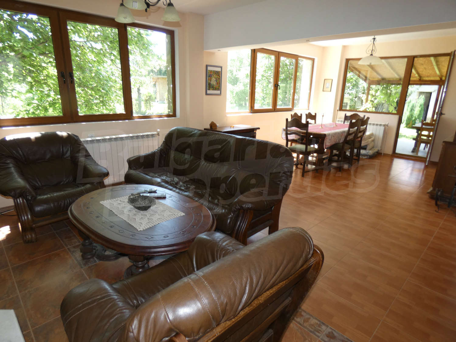 Gallery Picture 8