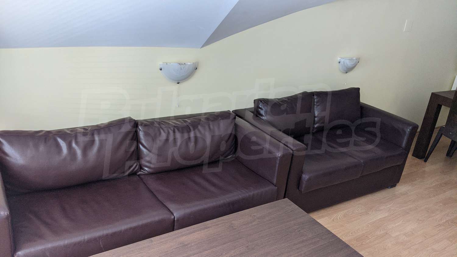 Gallery Picture 10