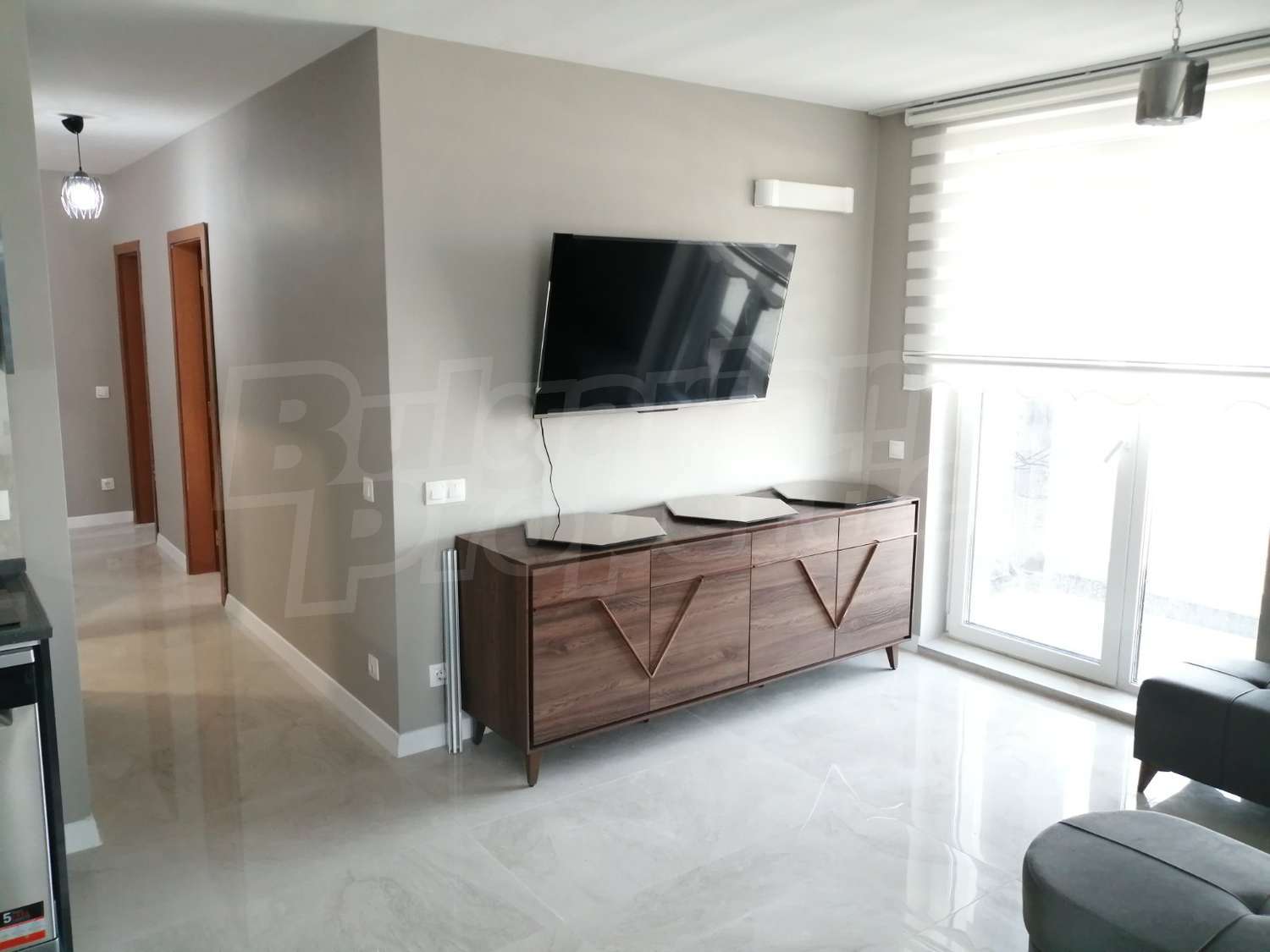 Gallery Picture 3
