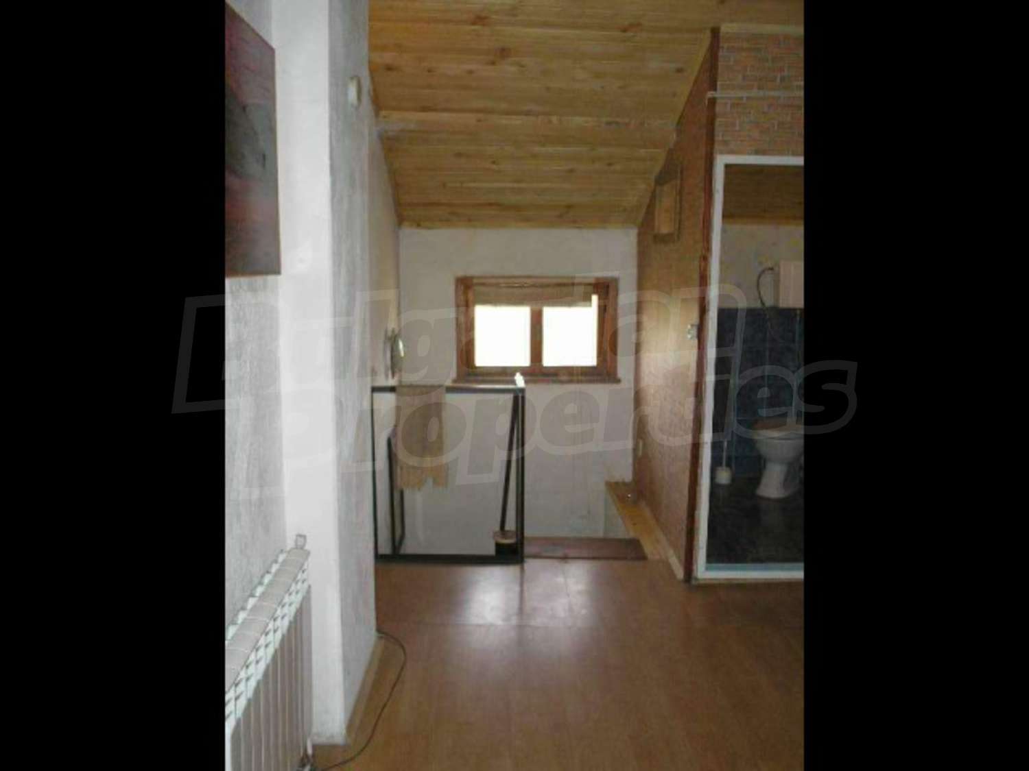 Gallery Picture 12