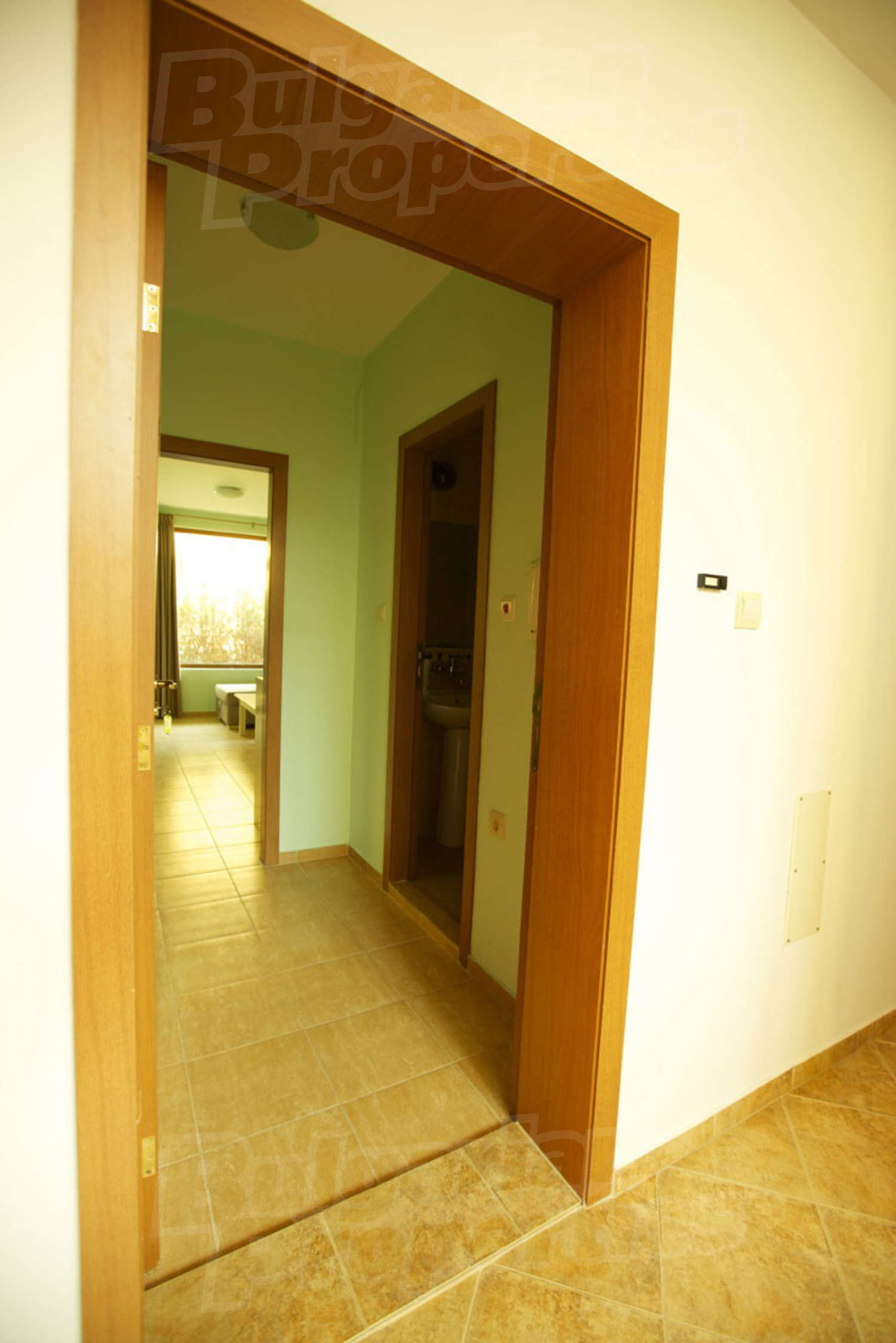 Gallery Picture 10