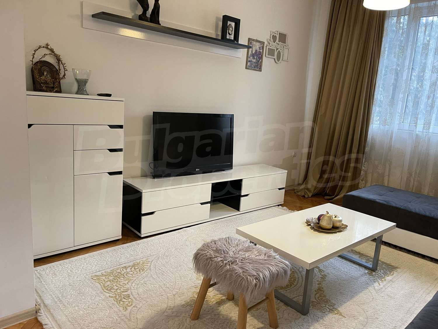 Gallery Picture 6