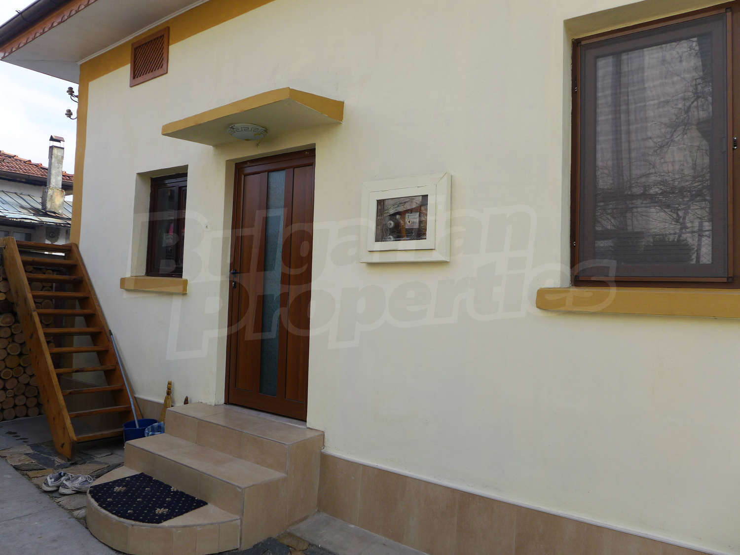 Gallery Picture 12