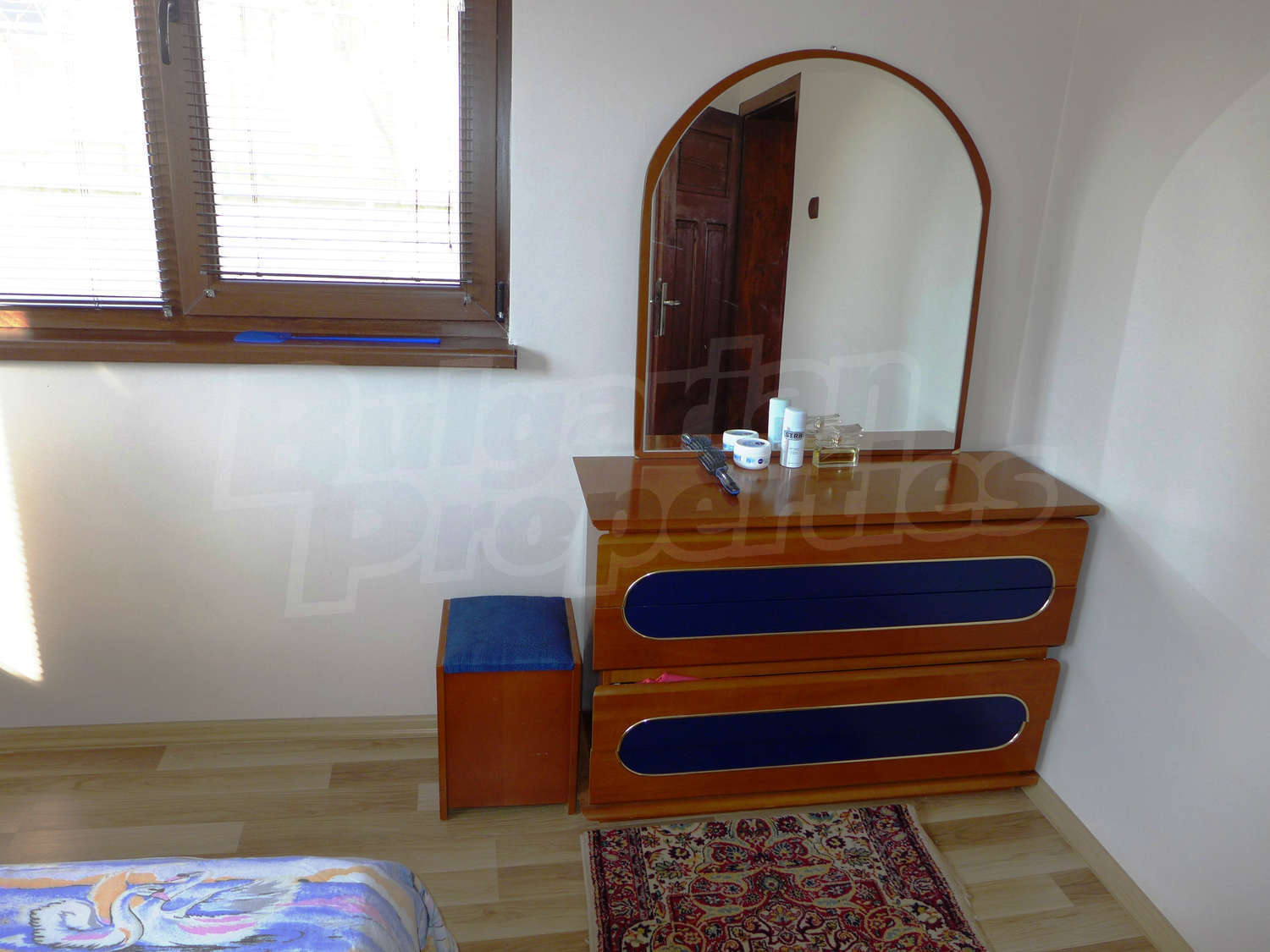 Gallery Picture 29