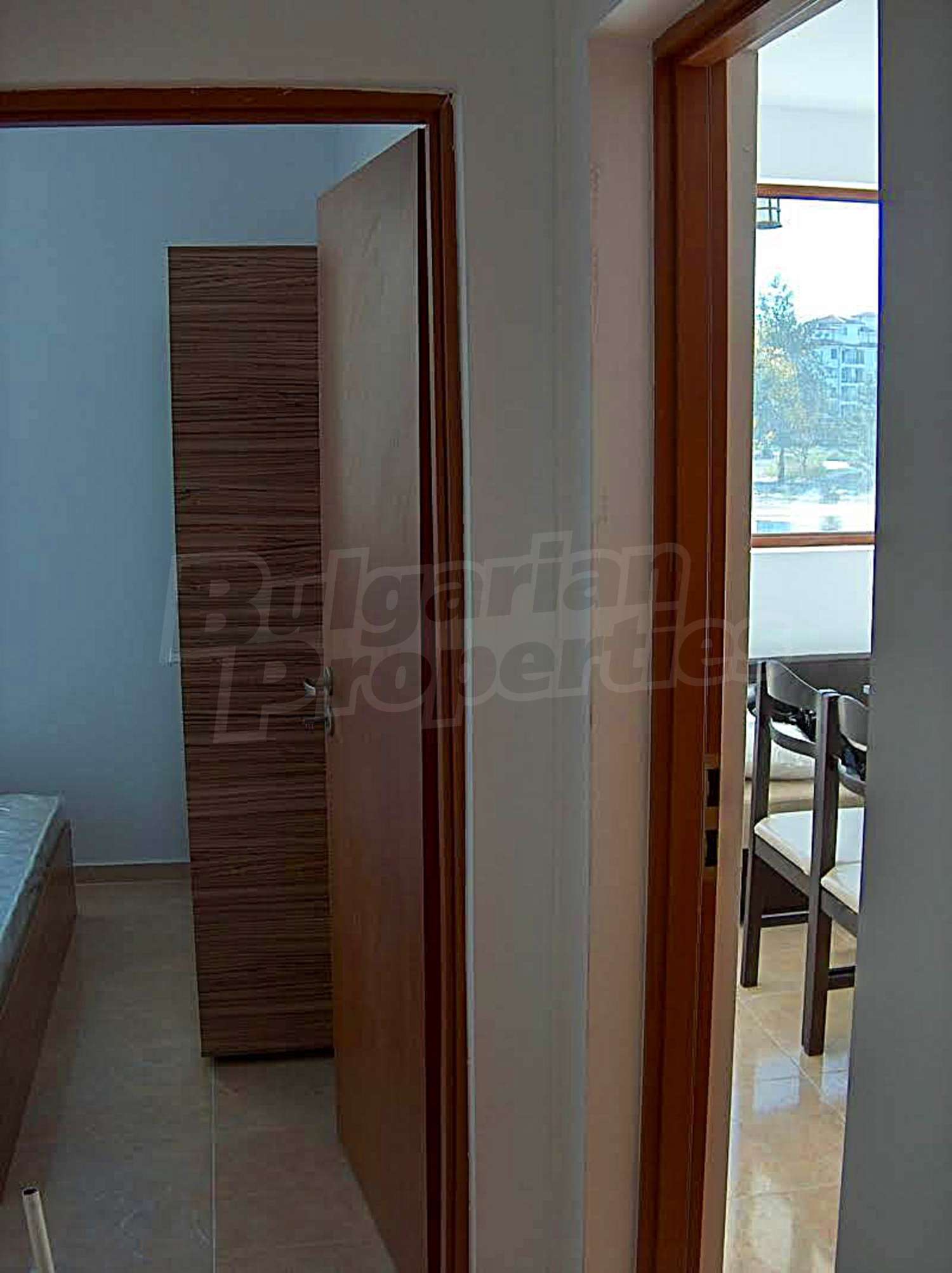Gallery Picture 10