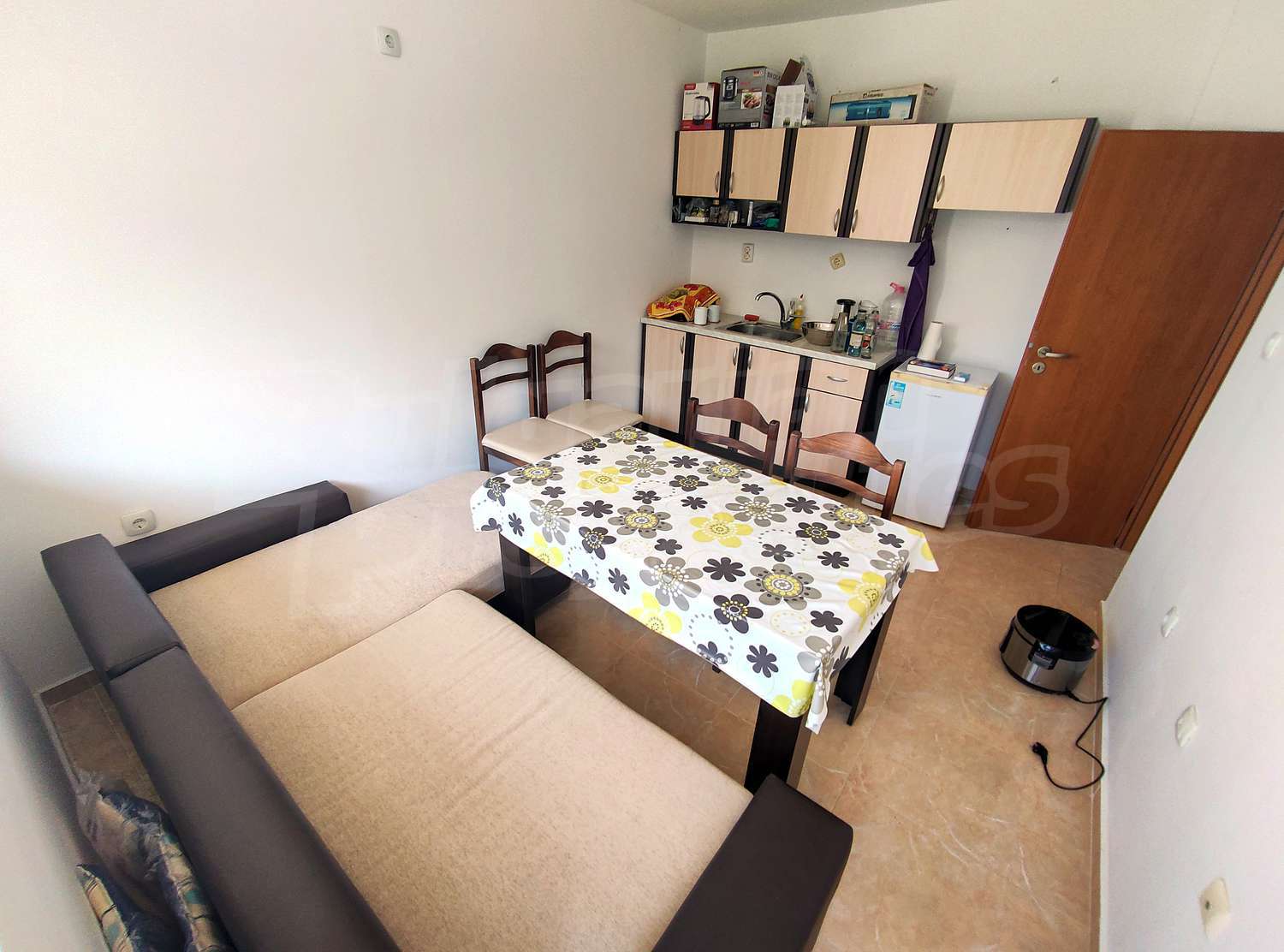 Gallery Picture 6
