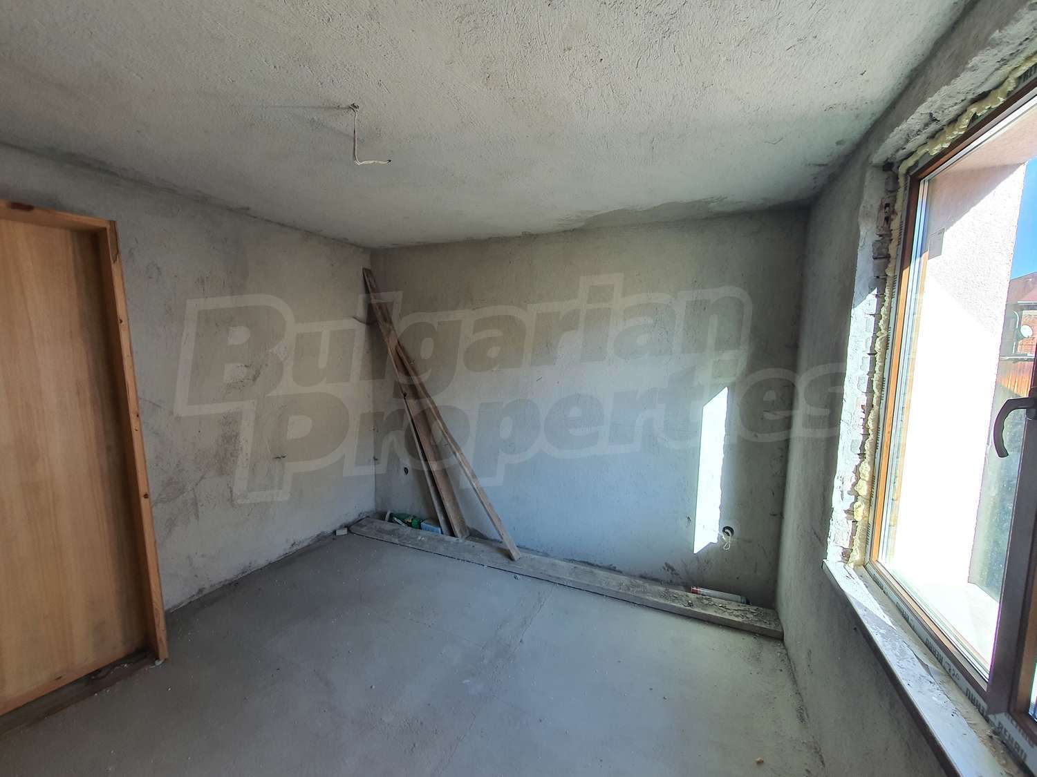 Gallery Picture 10
