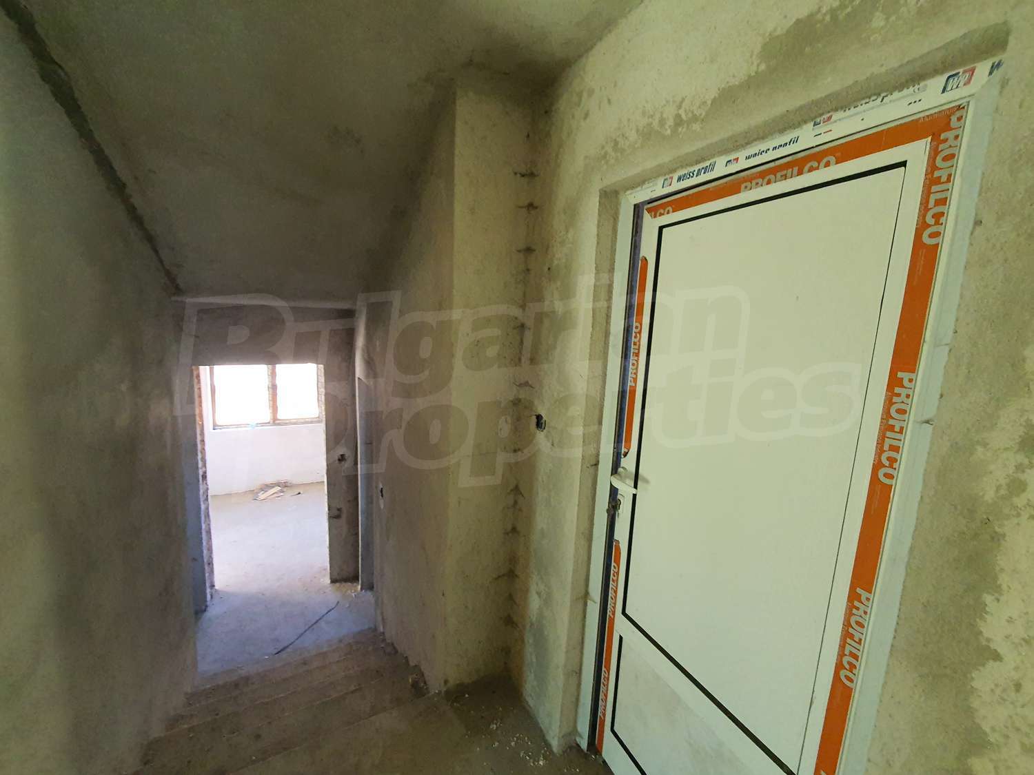 Gallery Picture 12
