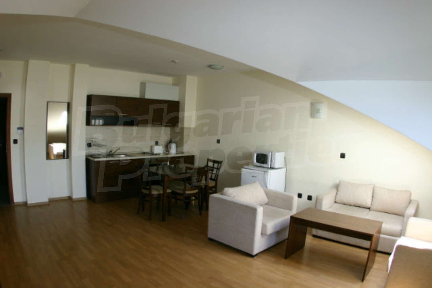 Gallery Picture 7