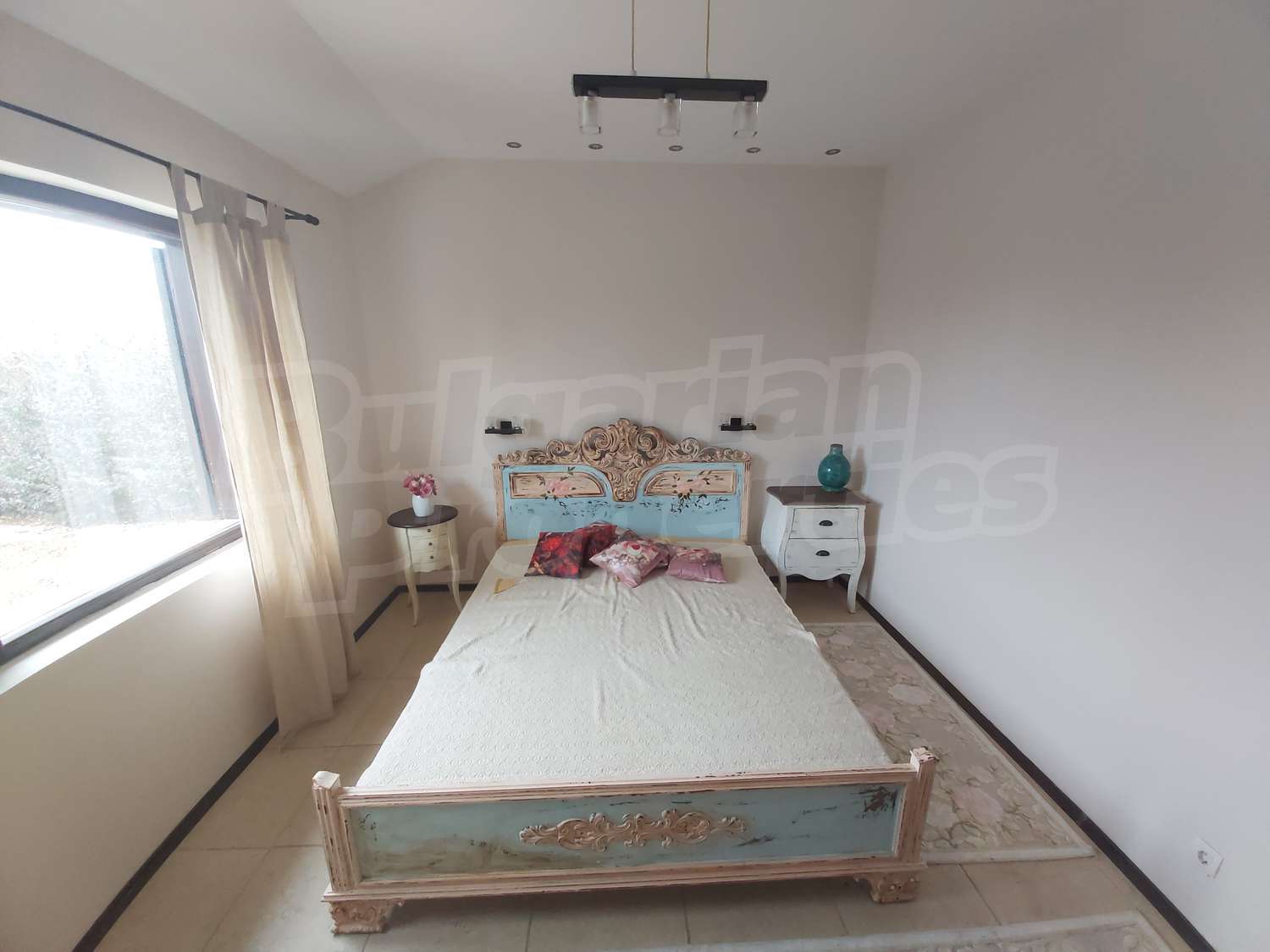 Gallery Picture 11
