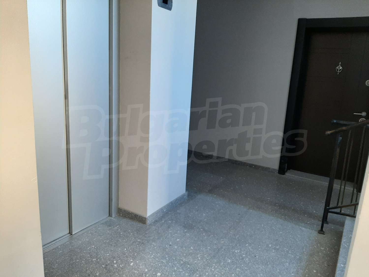 Gallery Picture 6