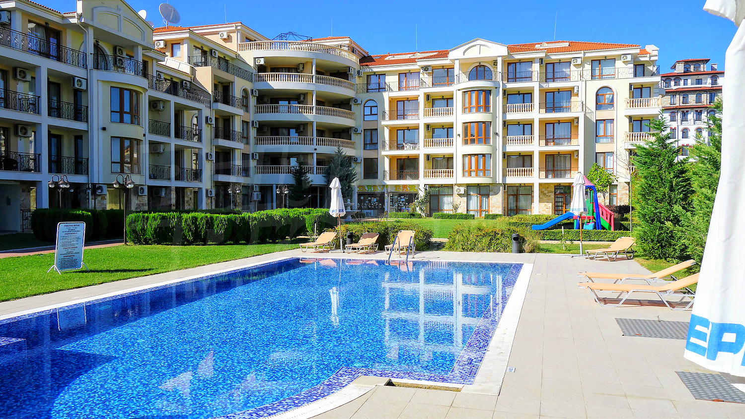 2bedroom apartment for sale in Royal Bay in Sveti Vlas, Bulgaria. Two