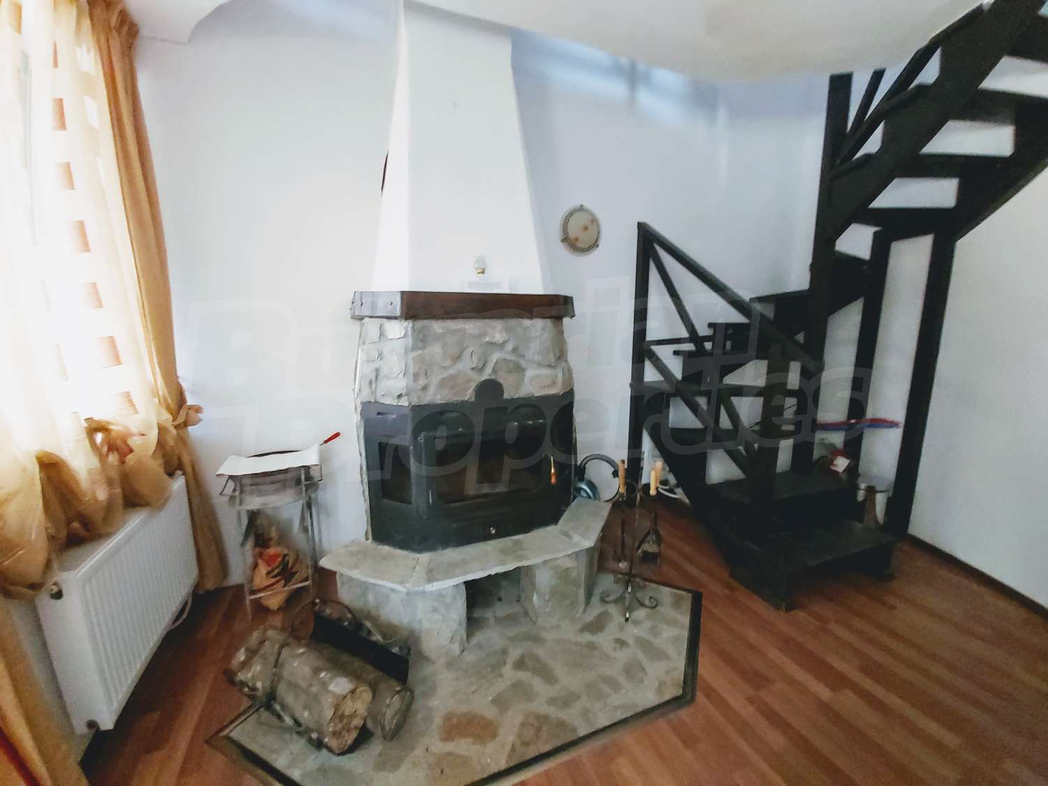 Gallery Picture 15