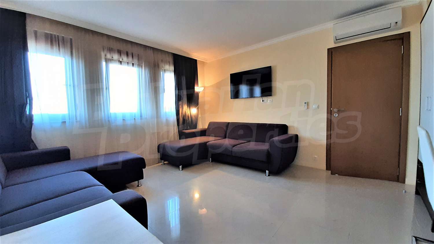 Gallery Picture 11