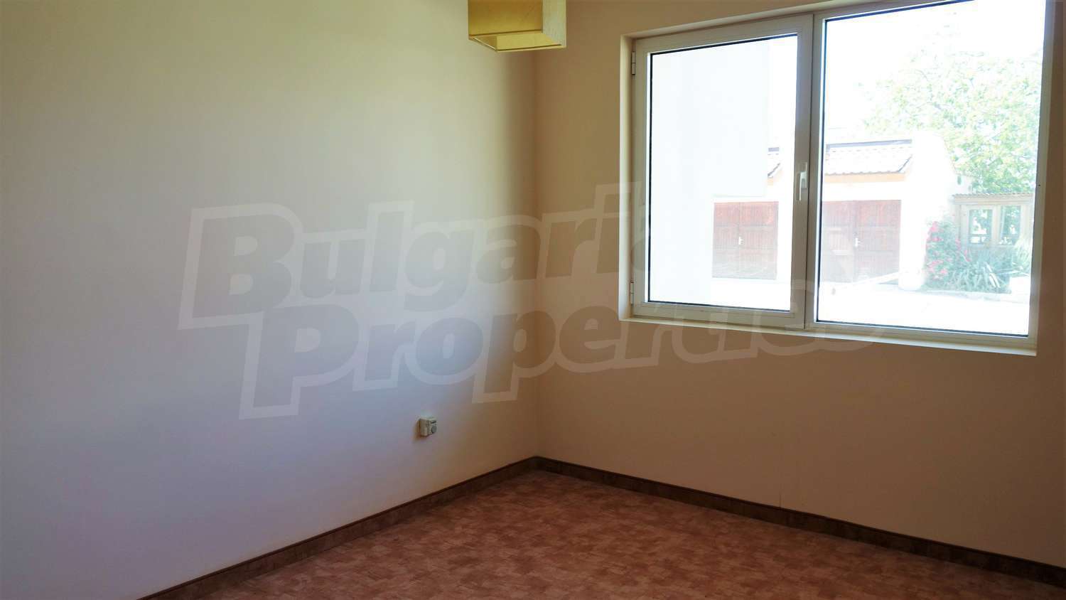 Gallery Picture 24
