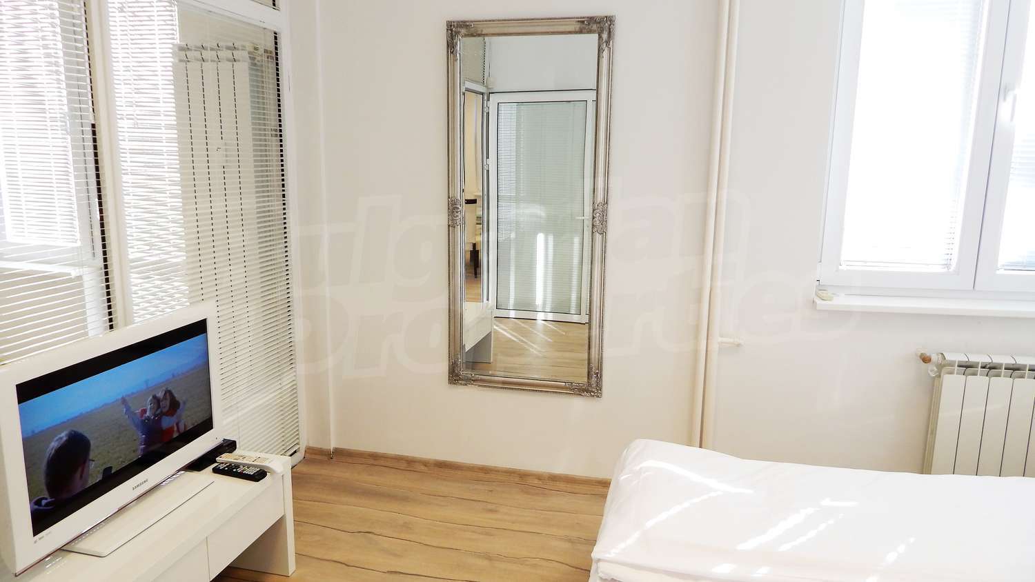 Gallery Picture 7