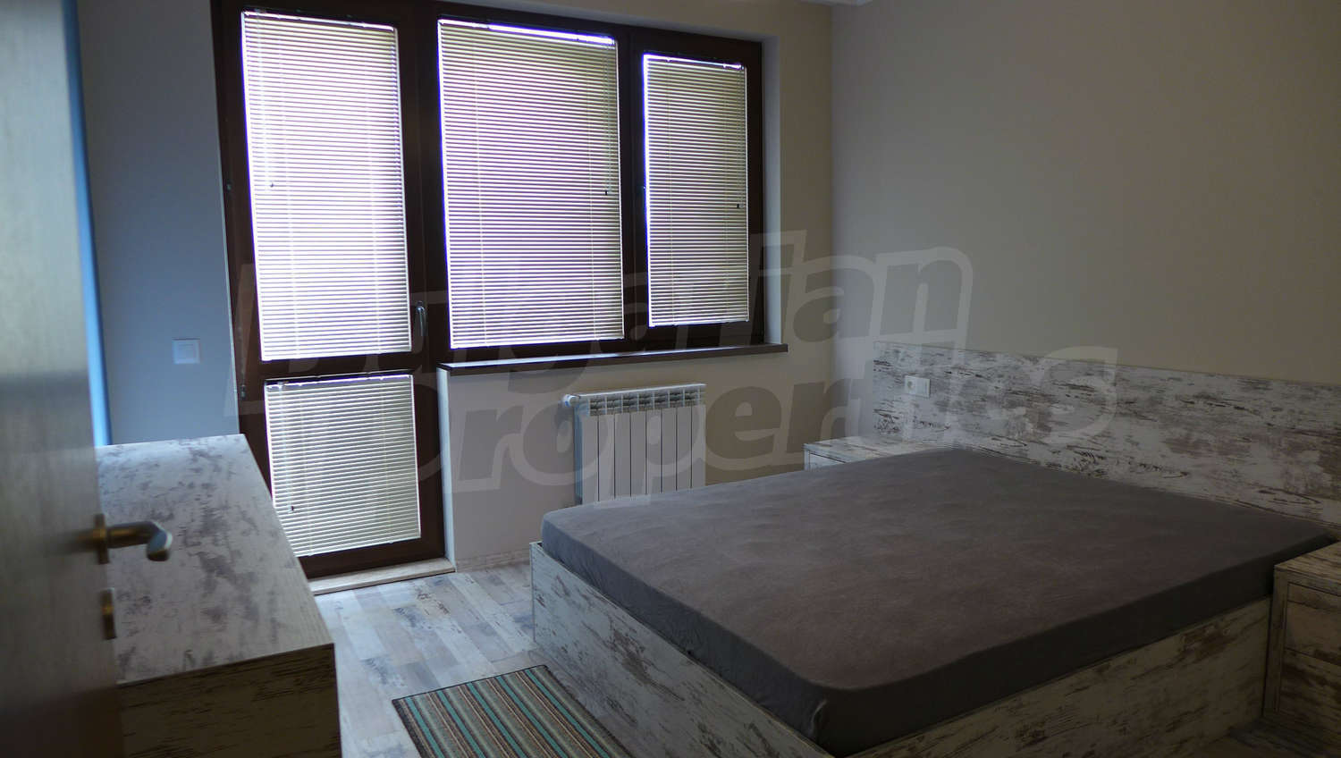 Gallery Picture 10