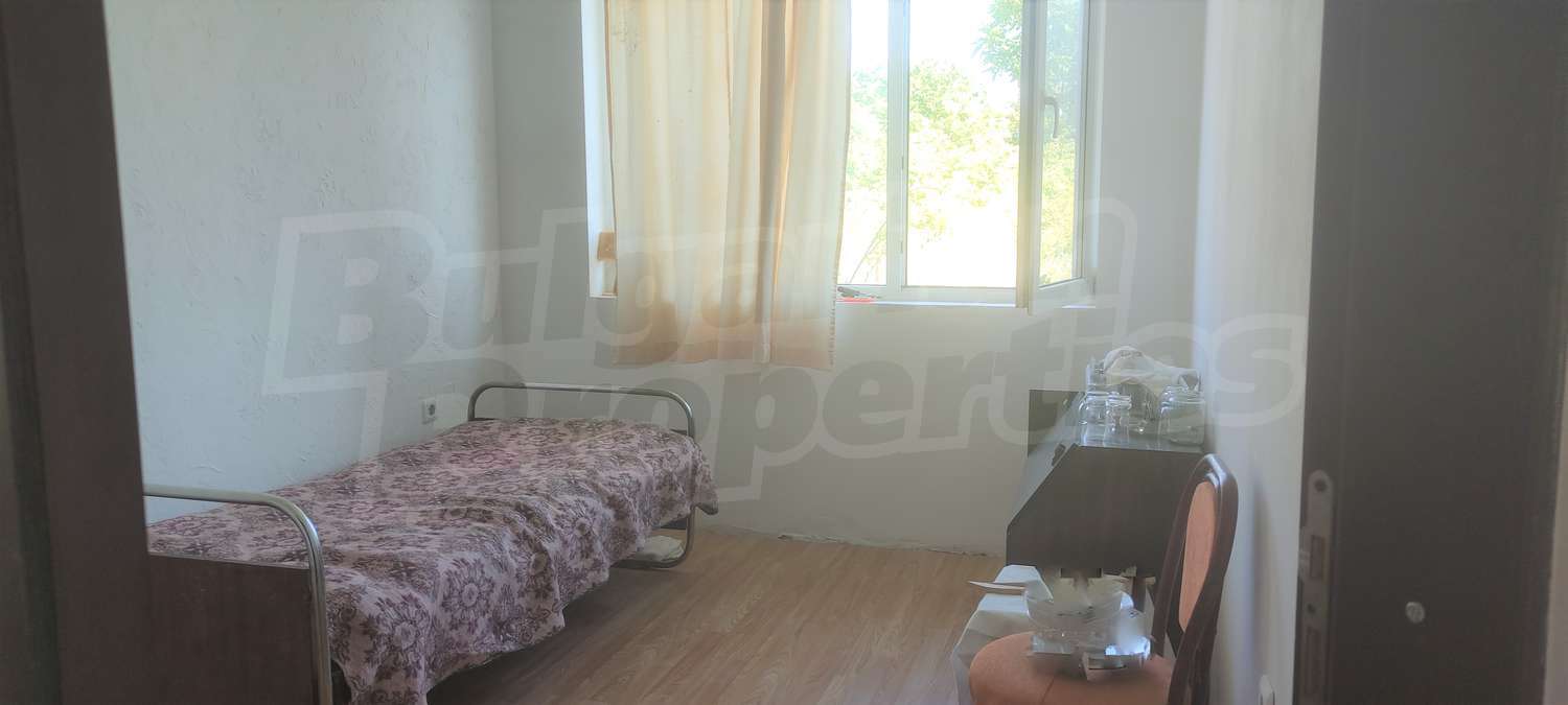 Gallery Picture 9