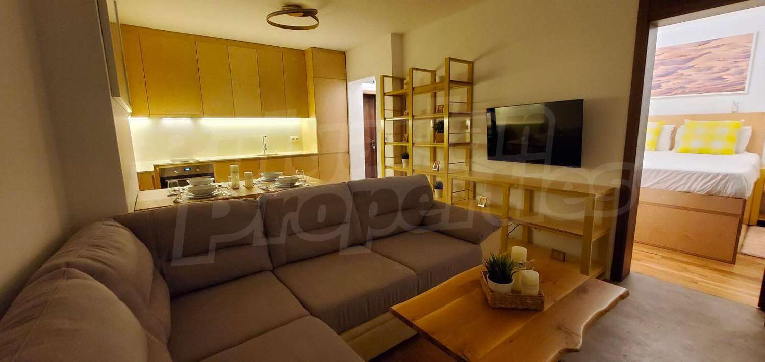 Gallery Picture 10
