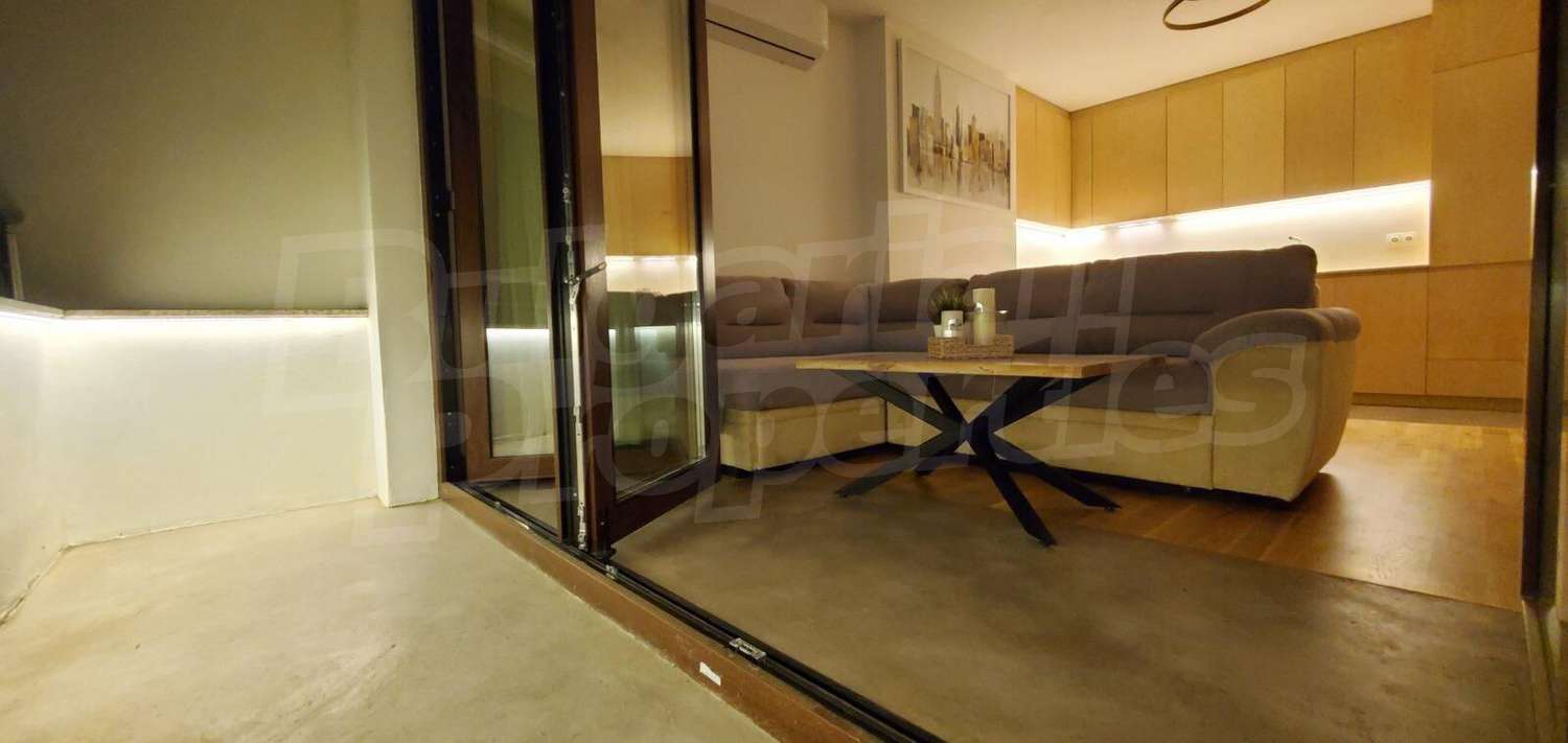 Gallery Picture 11