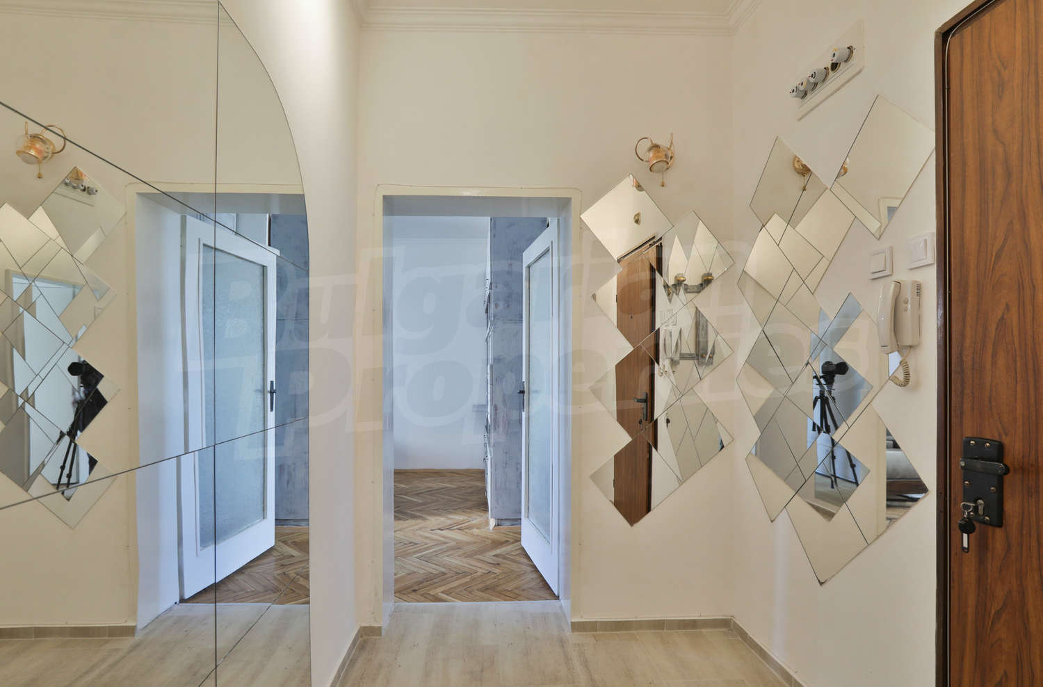 Gallery Picture 11