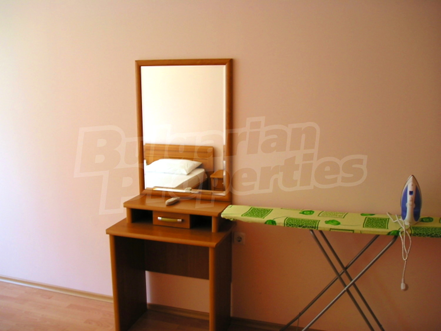 Gallery Picture 28