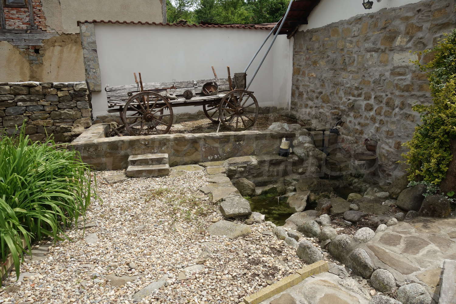 Gallery Picture 16