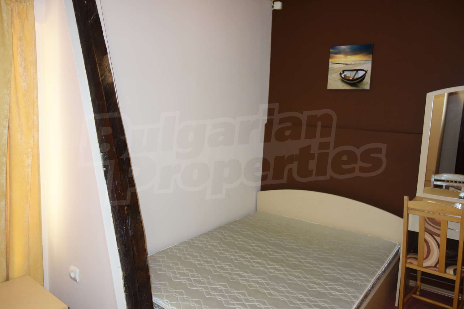 Gallery Picture 24