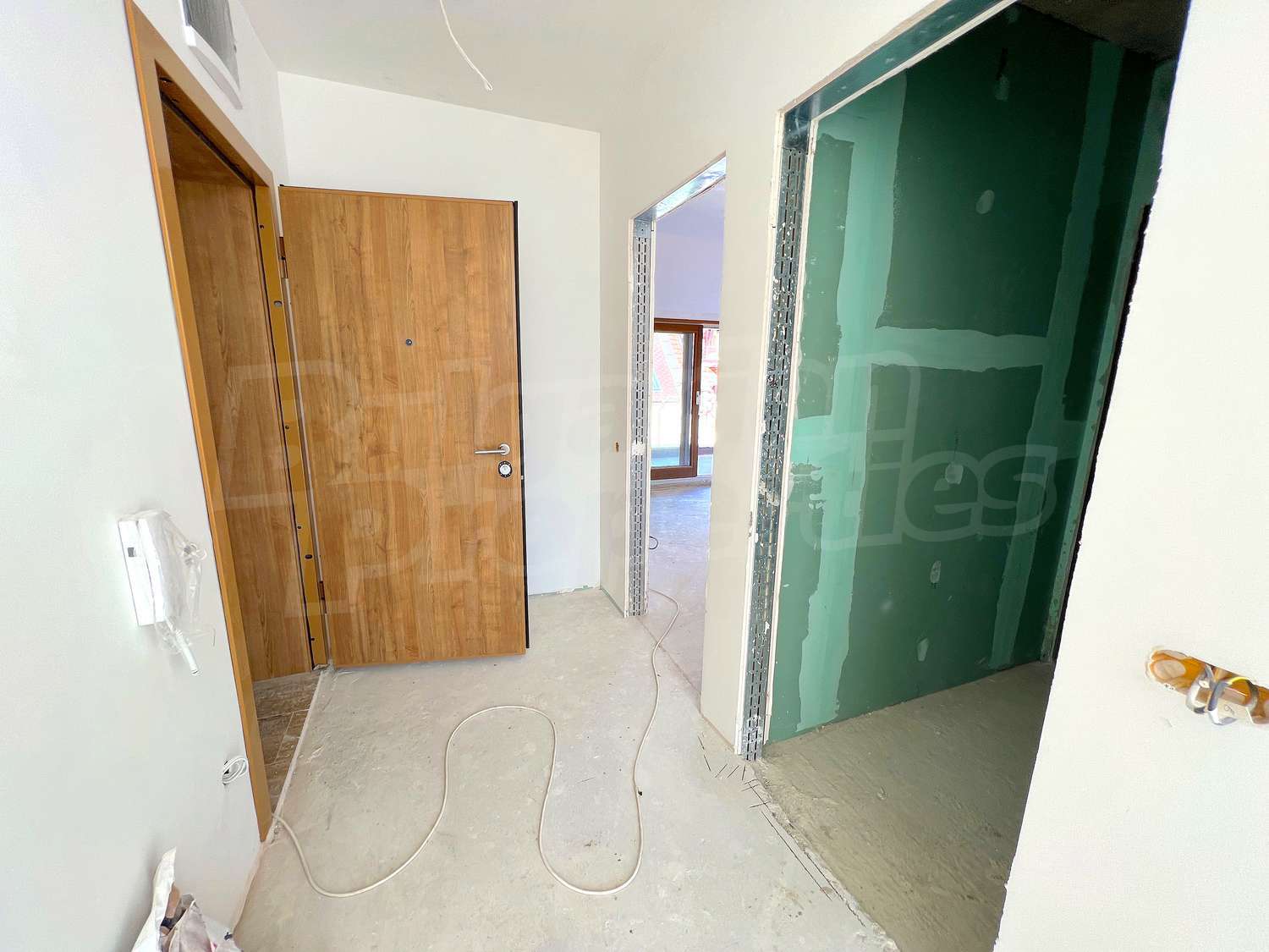 Gallery Picture 13