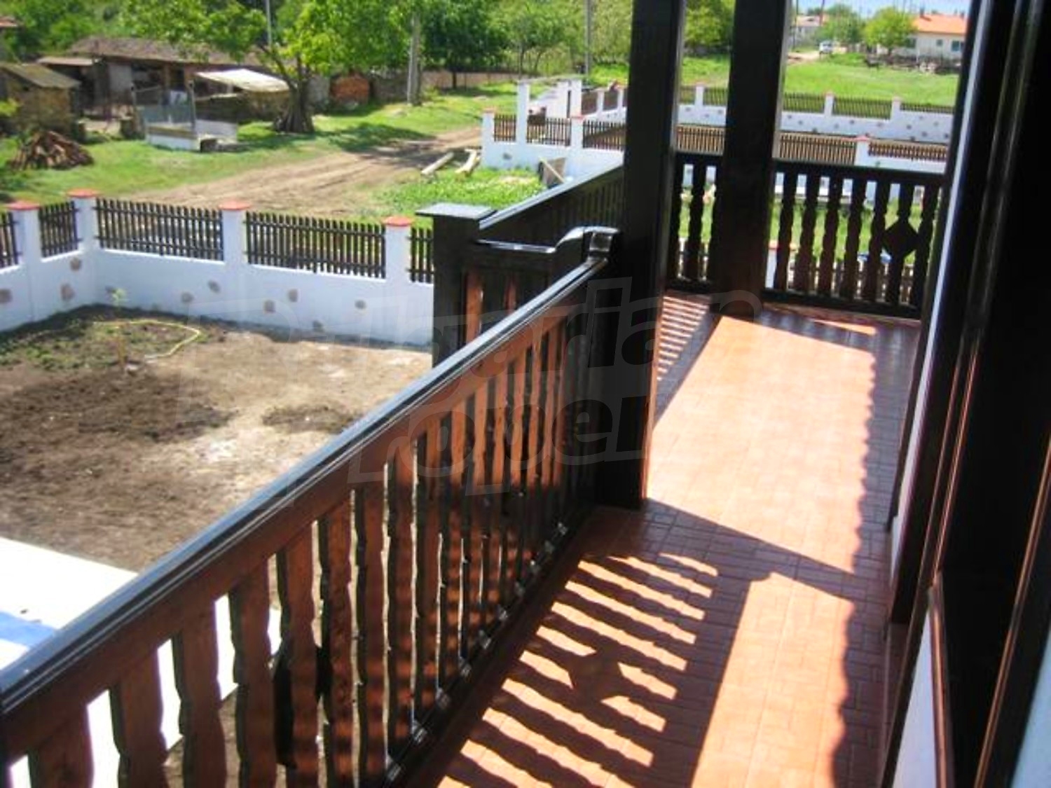 Gallery Picture 15
