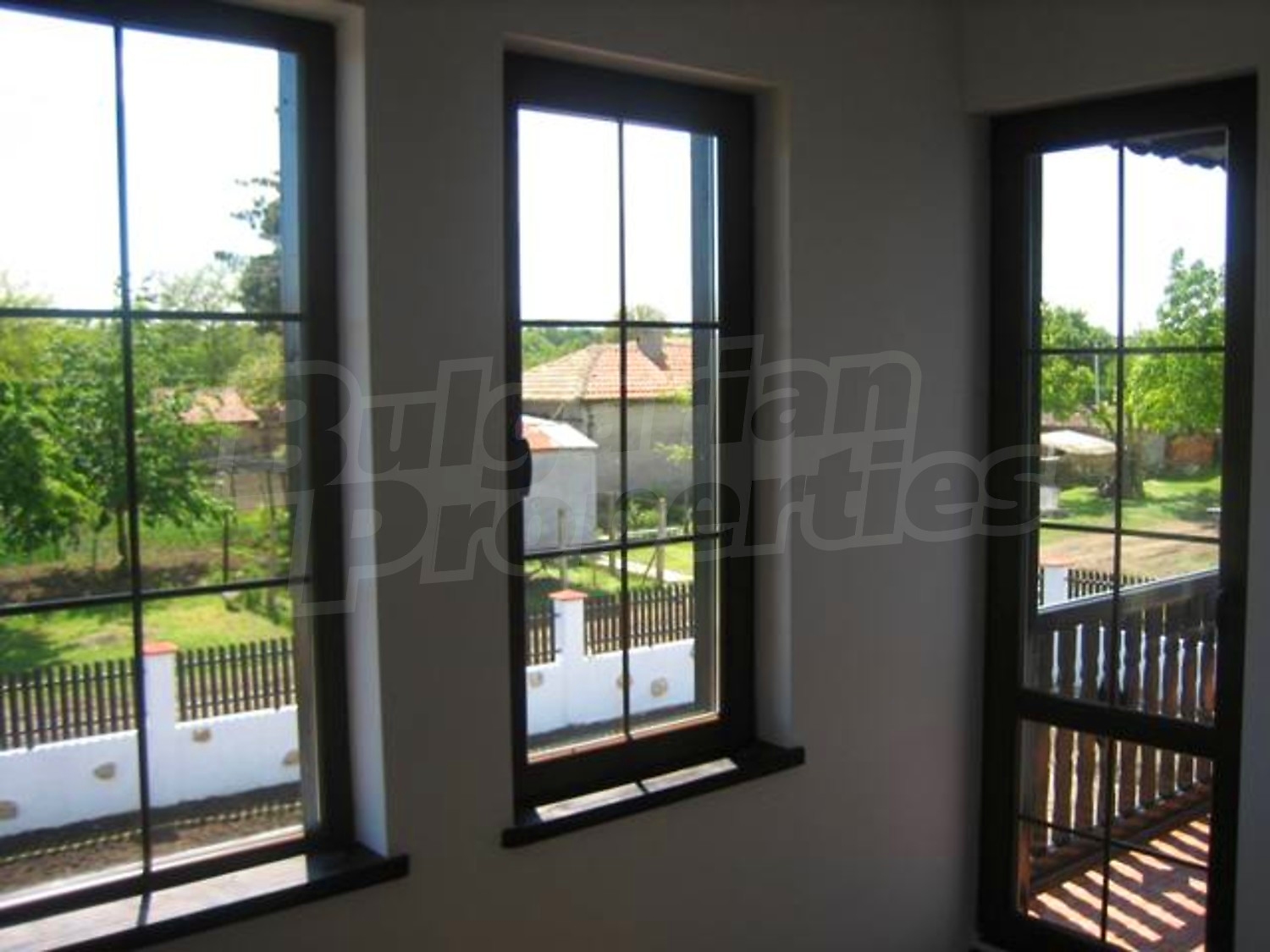 Gallery Picture 19