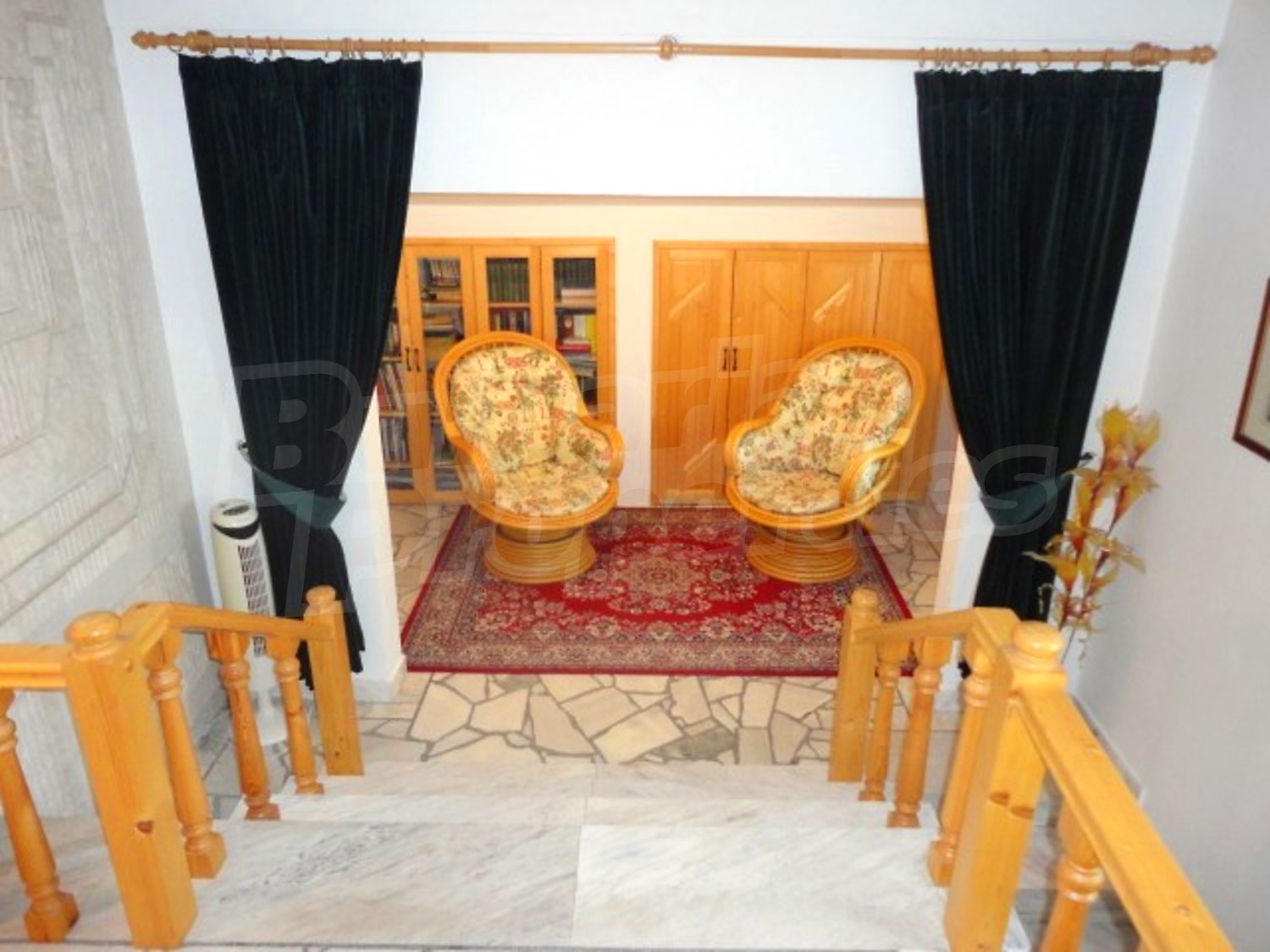 Gallery Picture 29