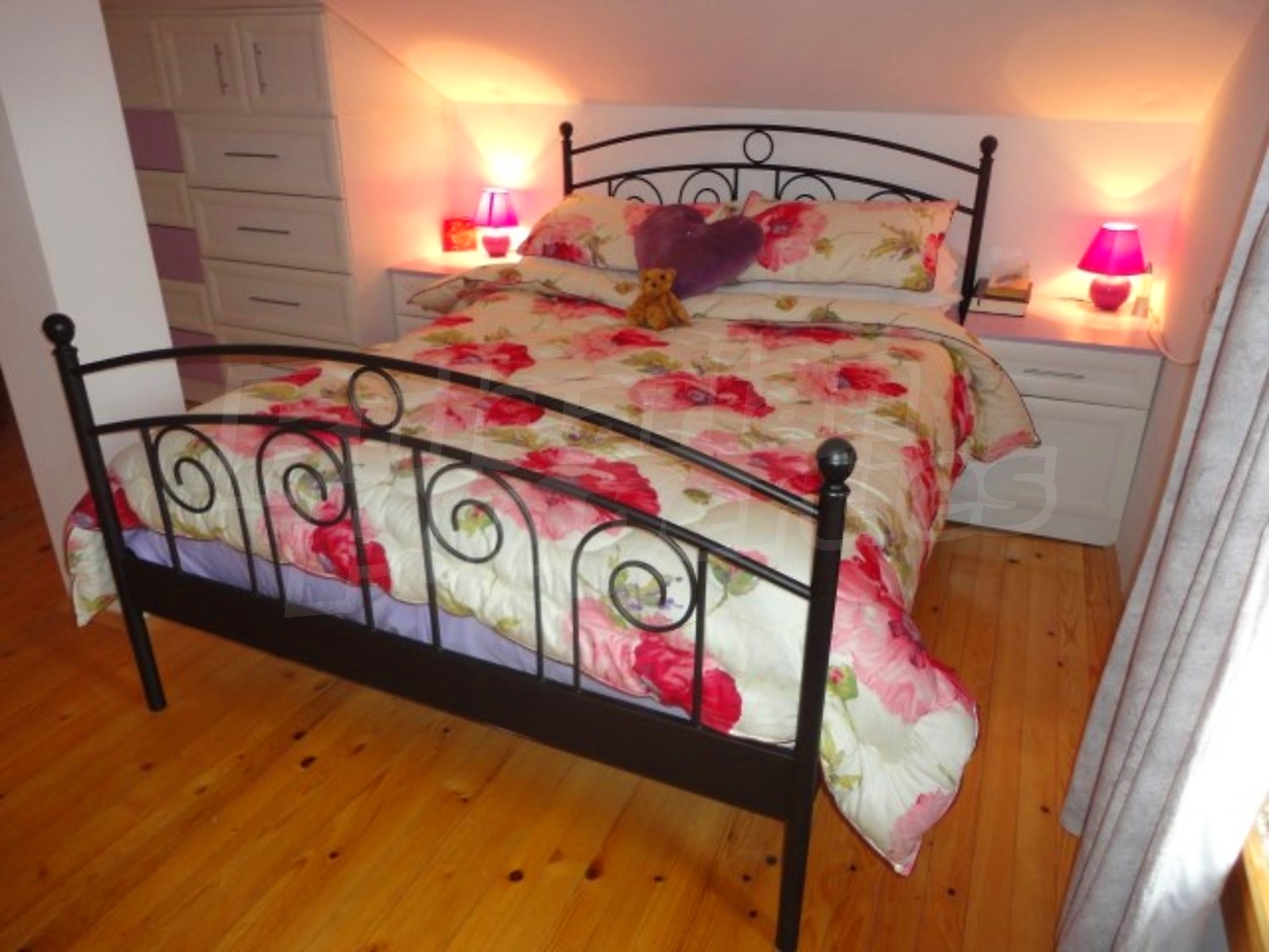 Gallery Picture 36