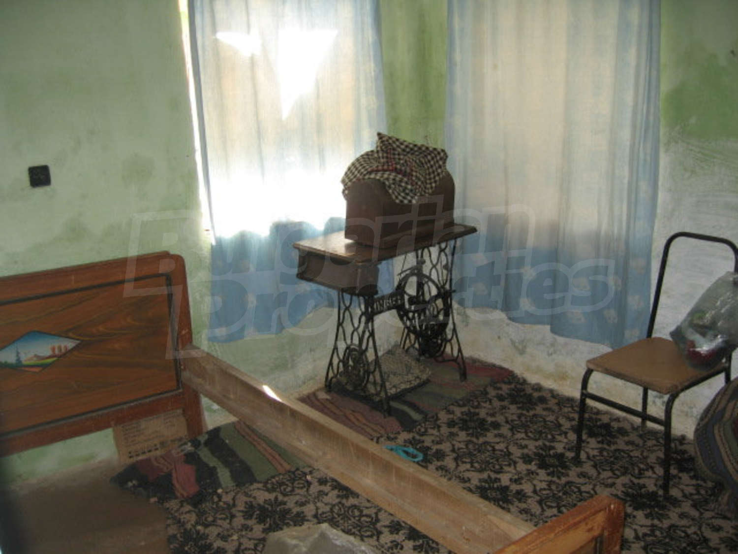 Gallery Picture 15