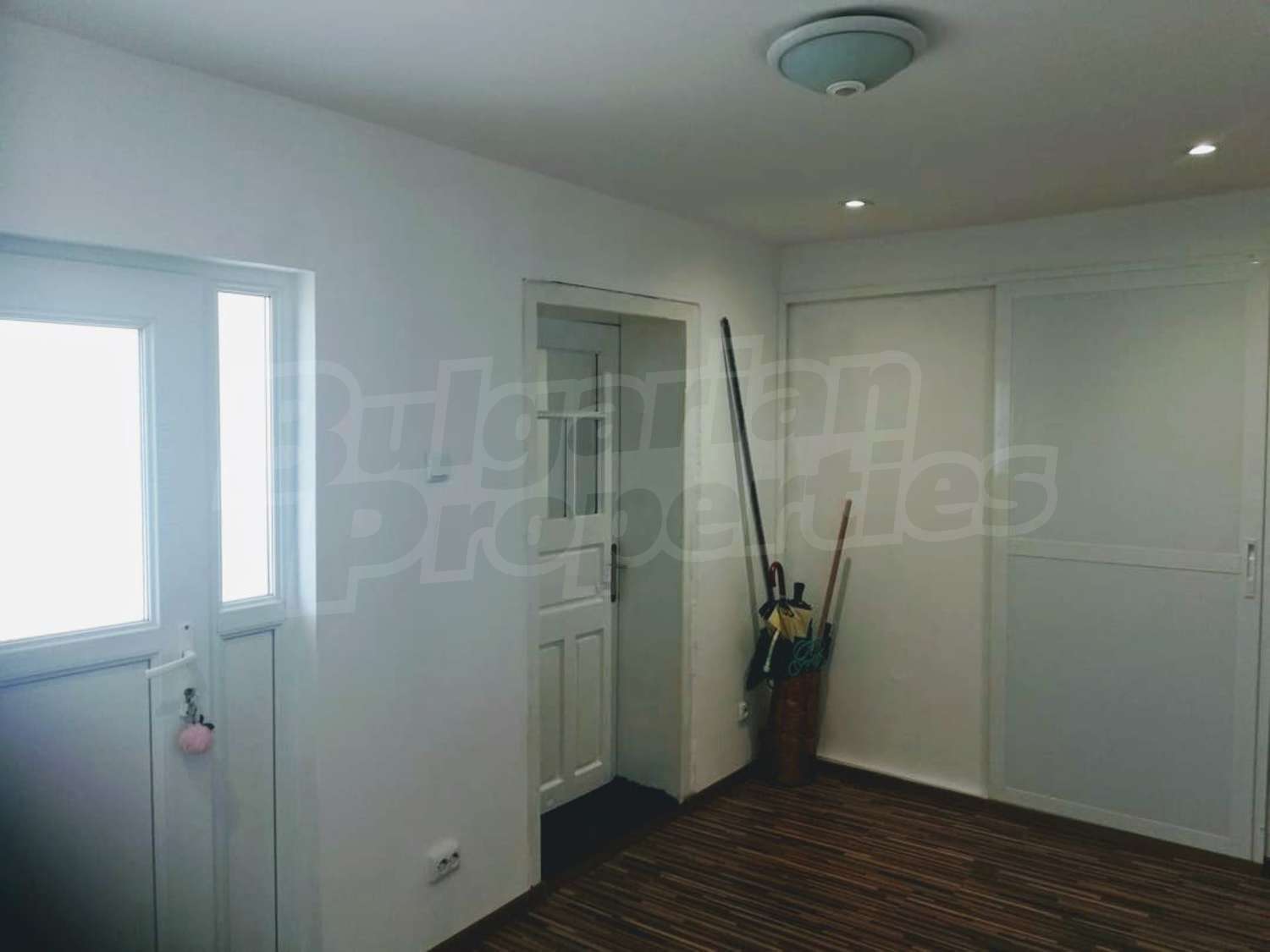 Gallery Picture 19