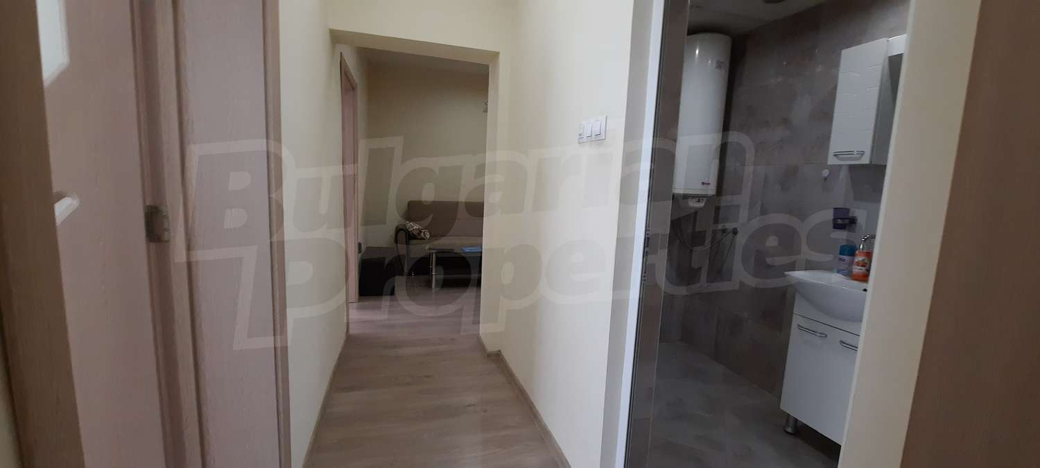Gallery Picture 9