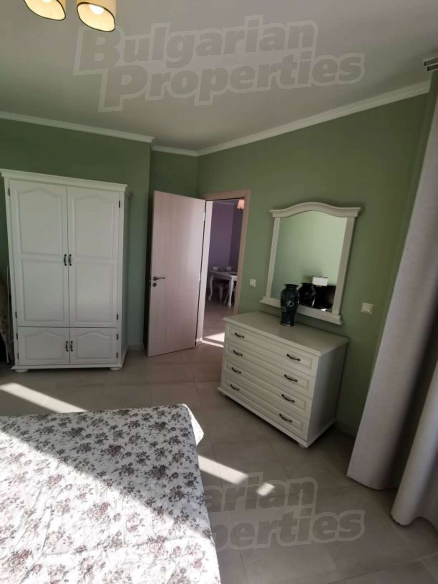 Gallery Picture 19